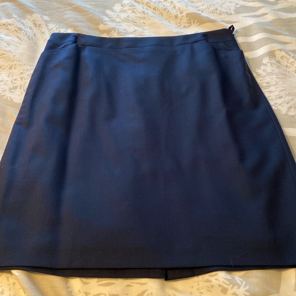 Talbots Petites Straight Skirt Blue Size 12 with pockets!